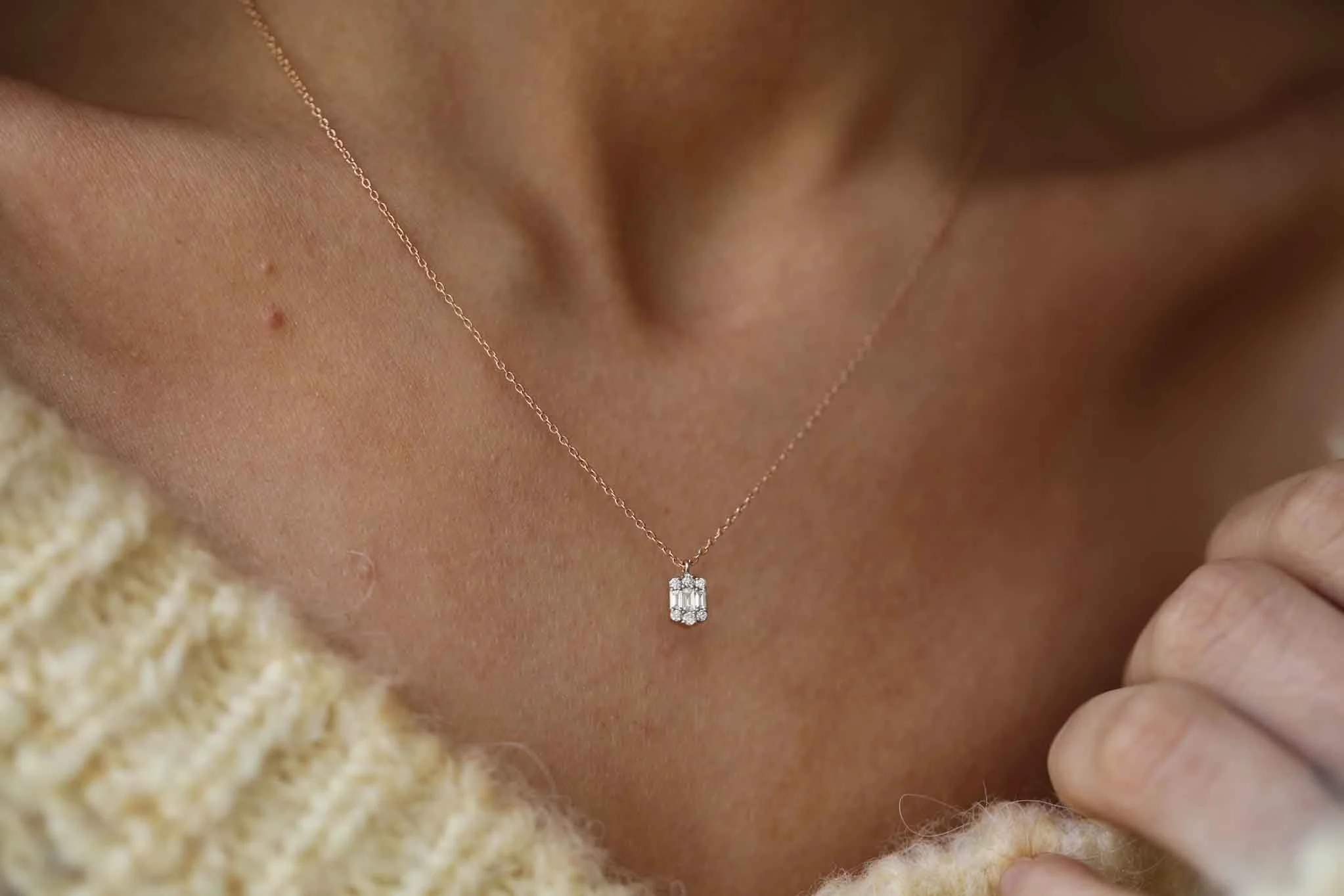 Altıgen Baget Kolye - 1