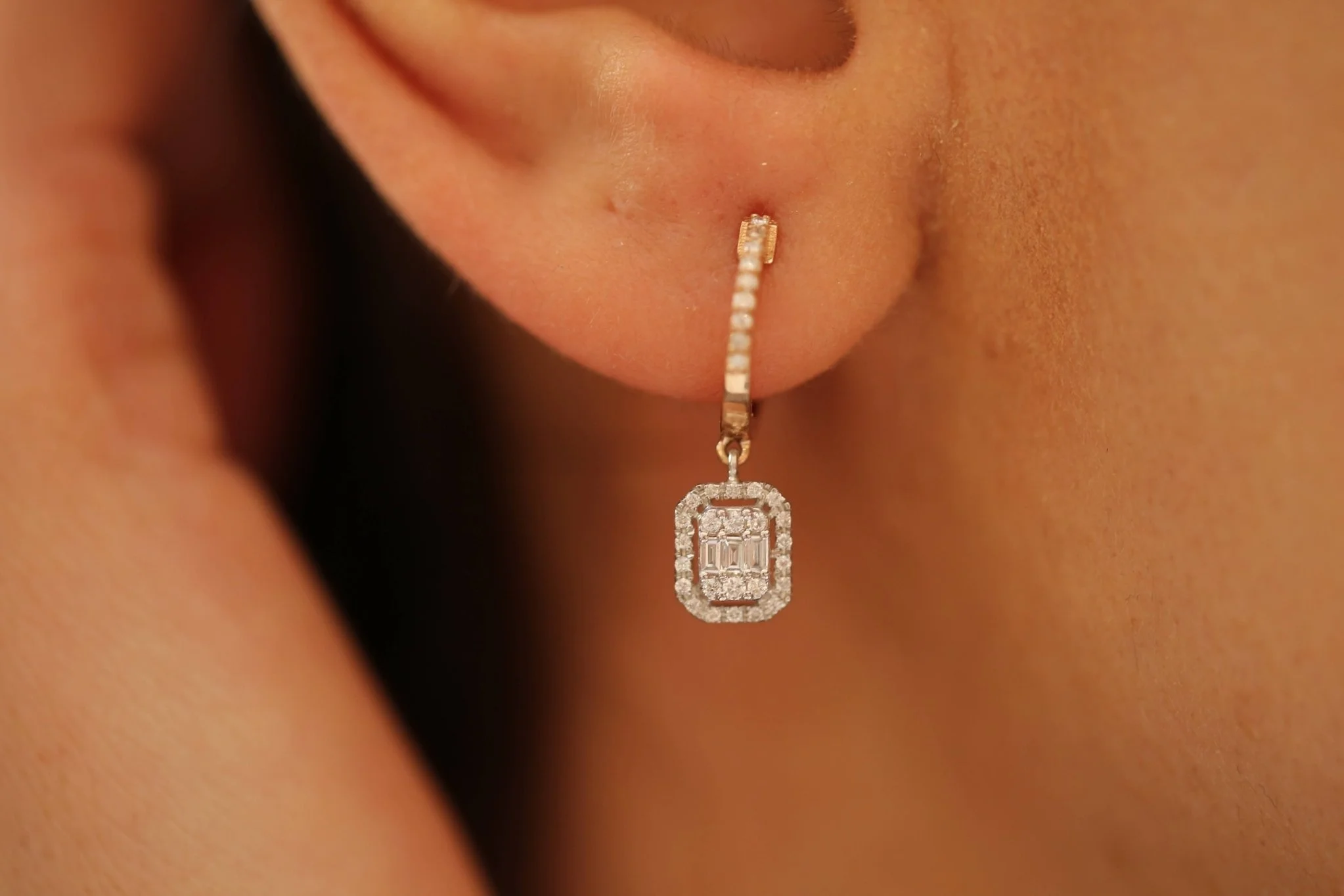 Klasik Baget Pırlanta Küpe - 1