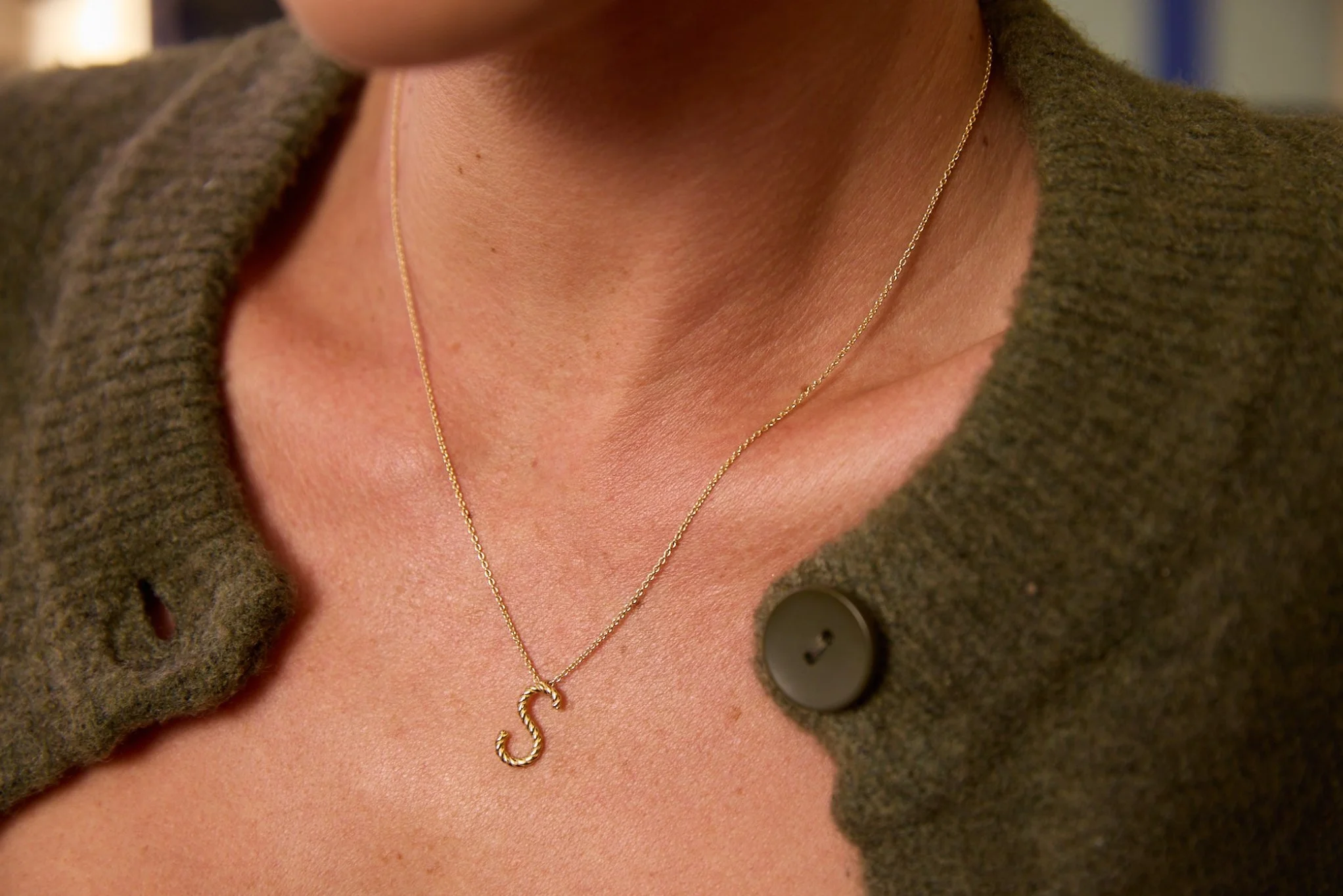 Mini Burgu Harf Kolye - 5