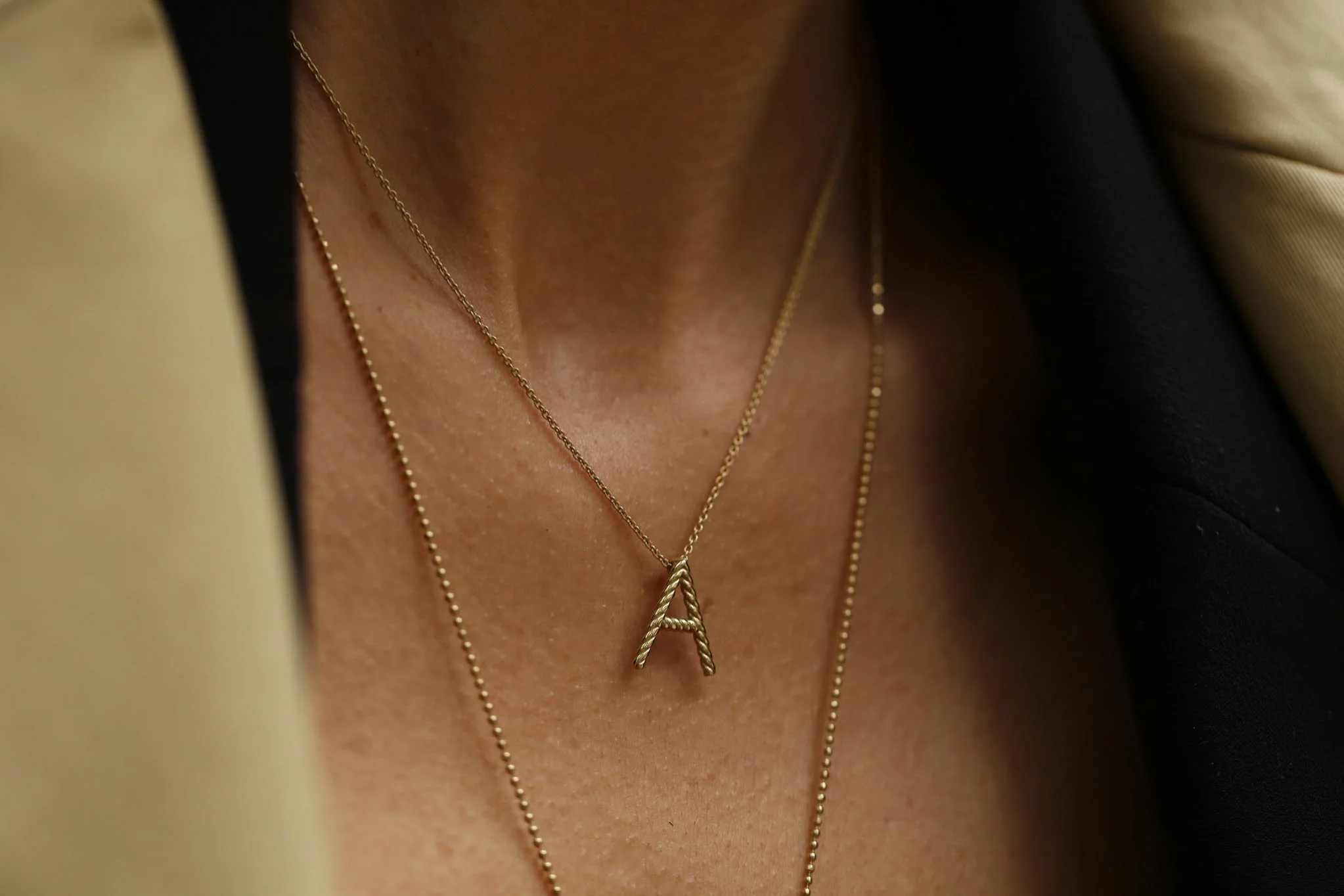 Mini Burgu Harf Kolye - 1