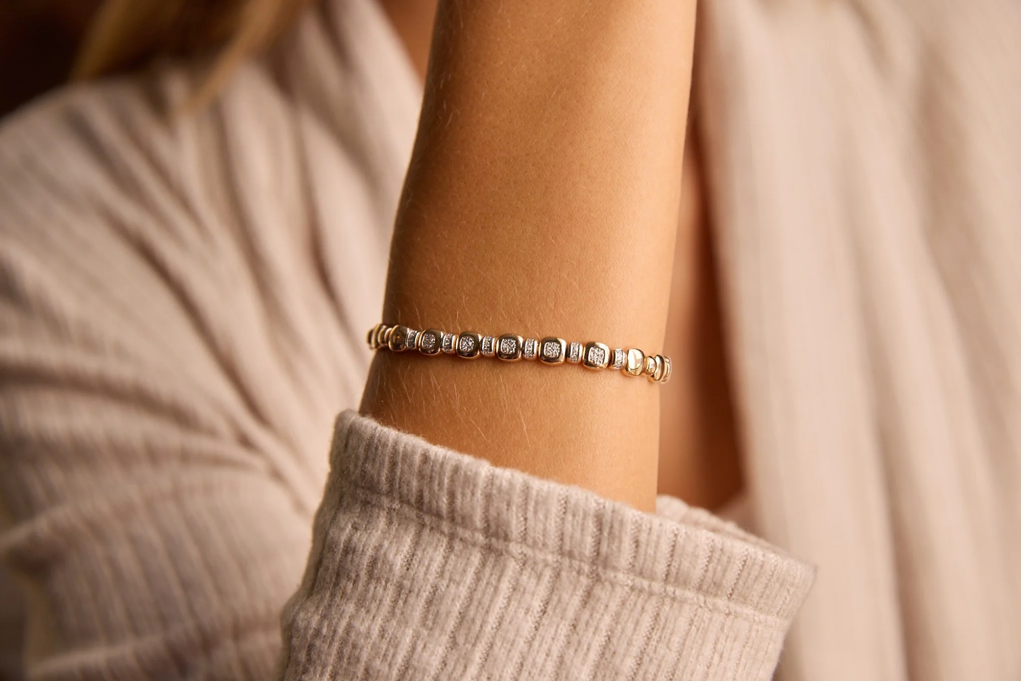 Gala Posh Bangle - 1