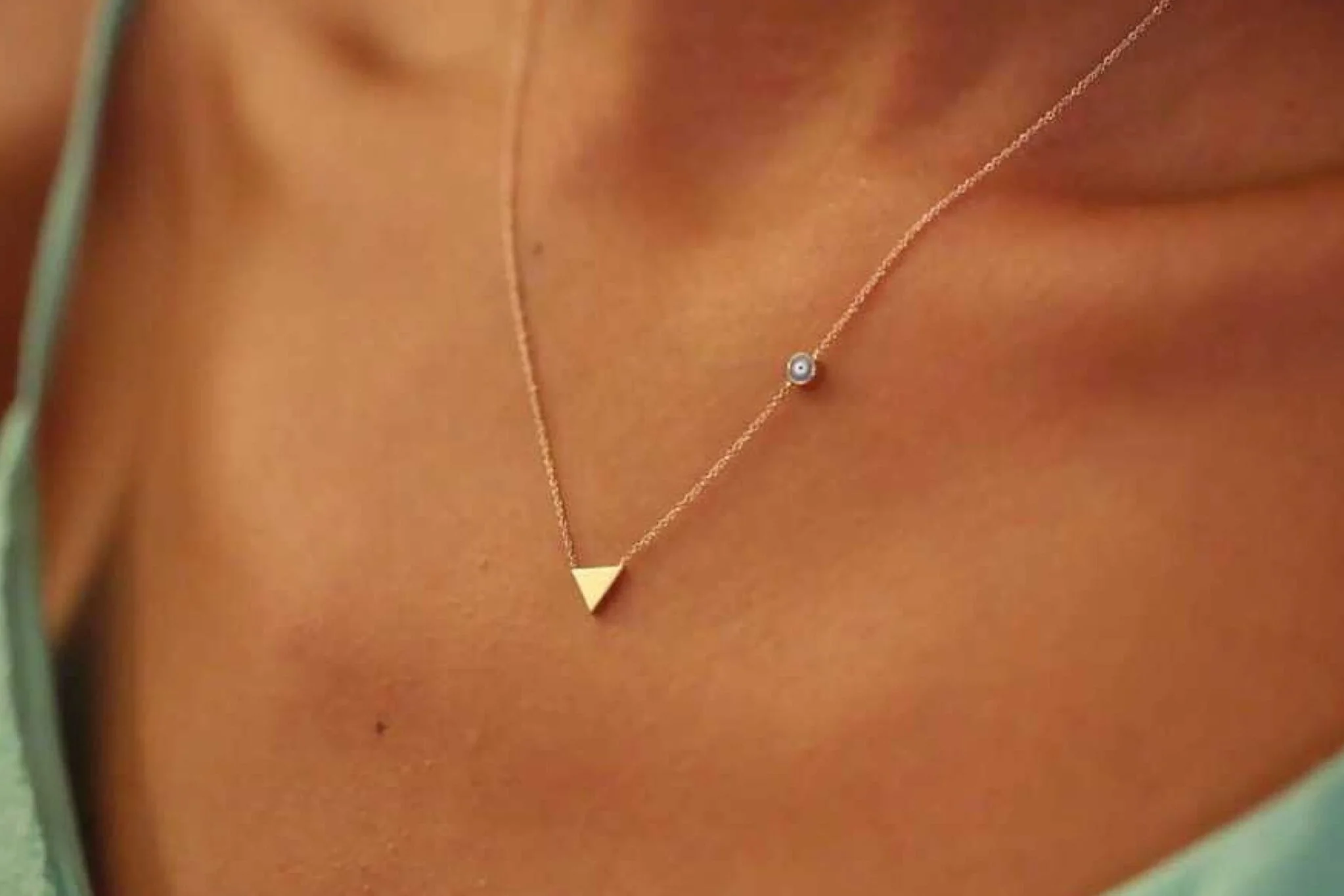 Mine Gözlü Üçgen Kolye - 1