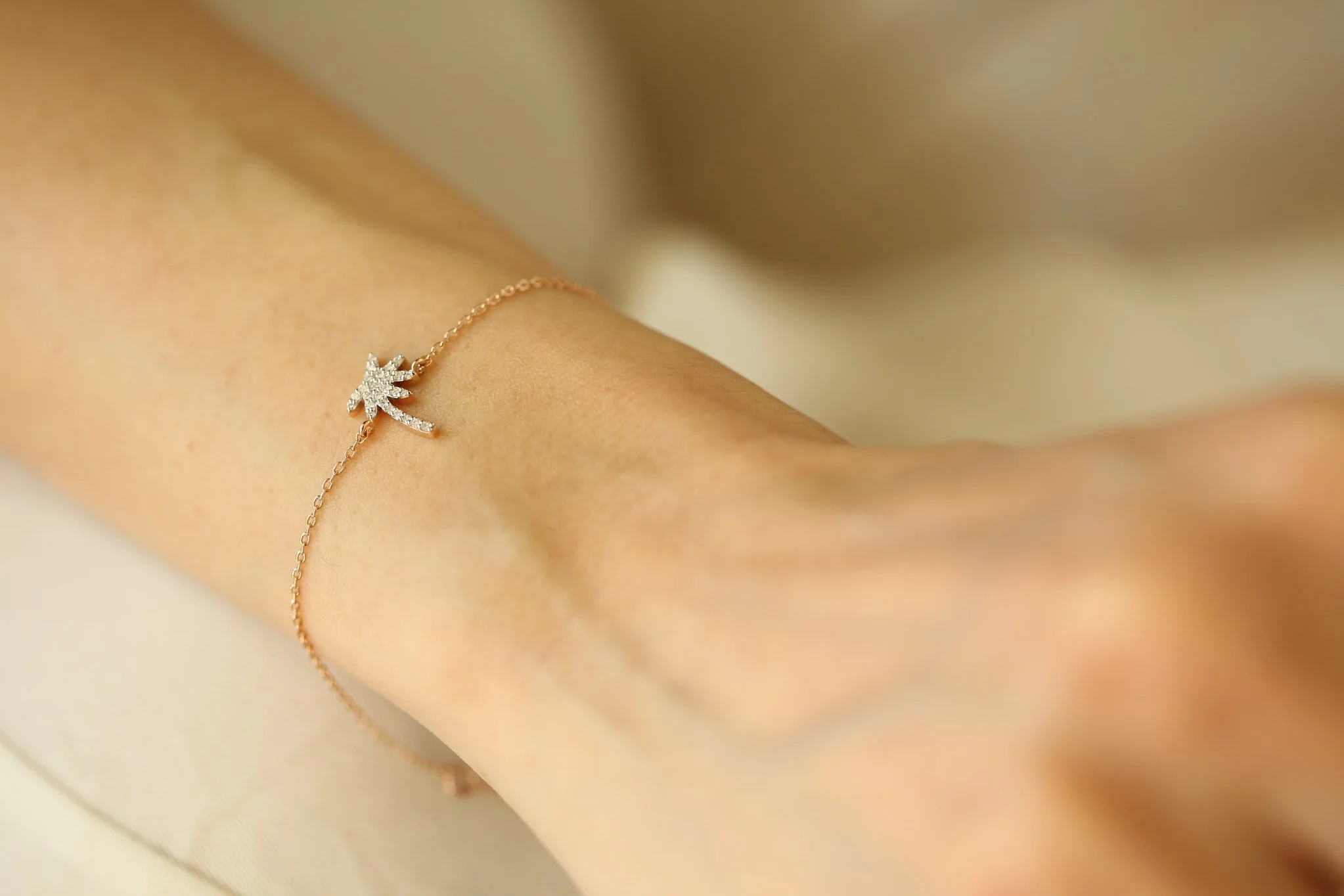 Prego Palm Bangle - 1