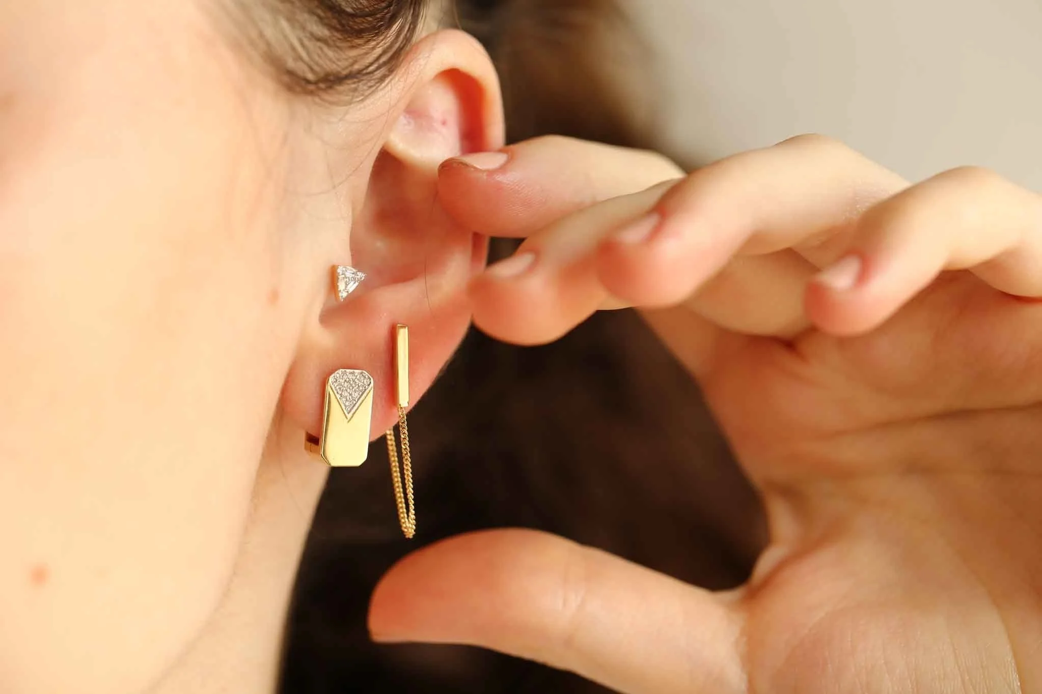 Ubuntu Üçgeni Tragus - 1