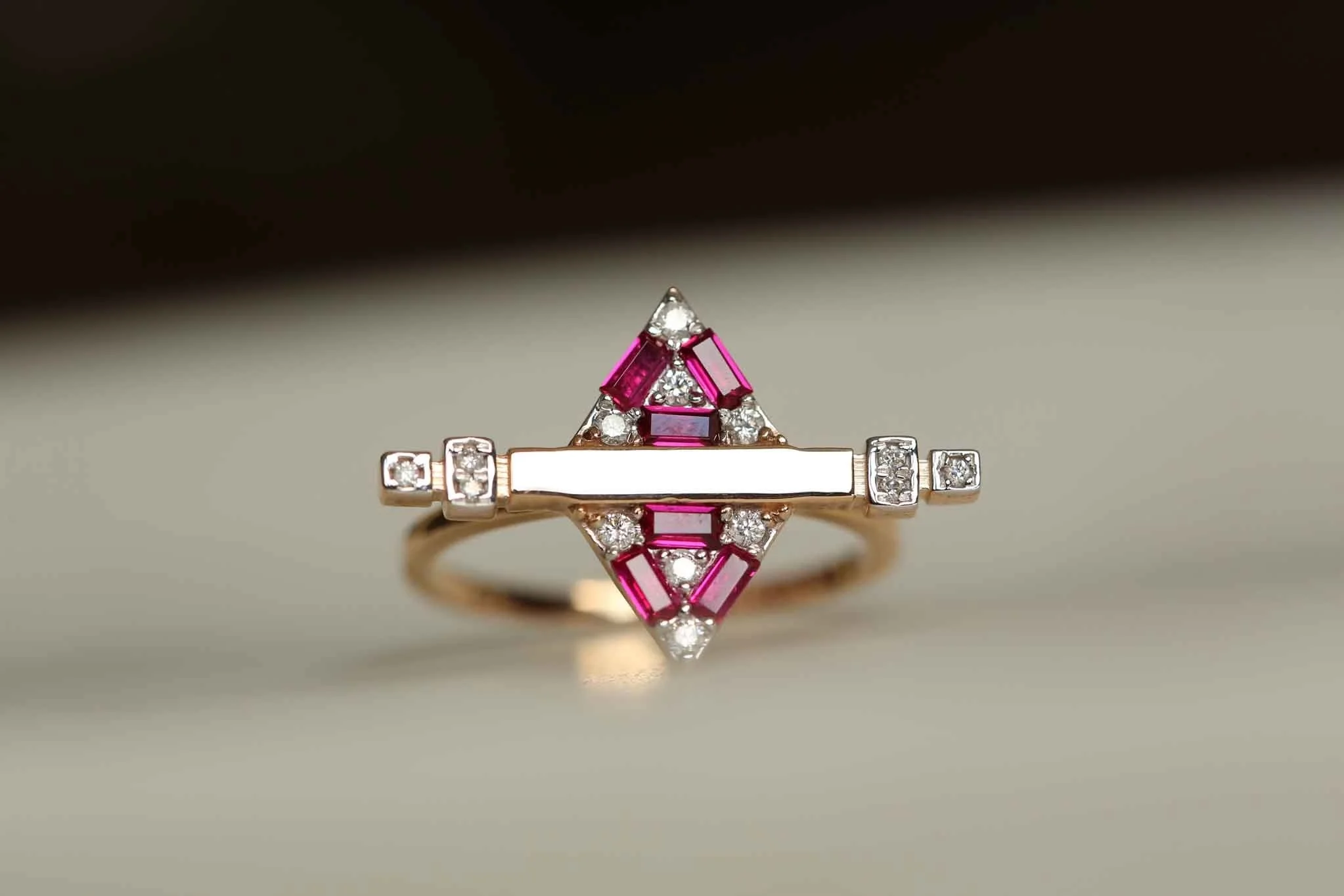 Ubuntu Üçgeni Yakut - 3