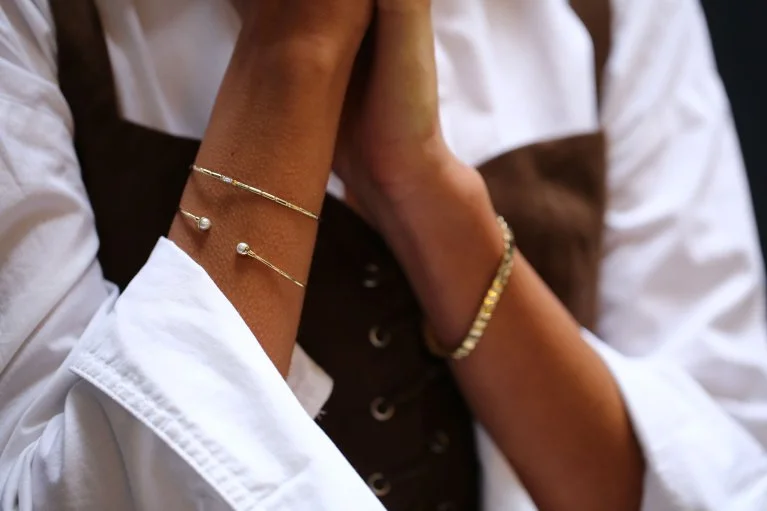 No Stress Pearl Bangle (1)