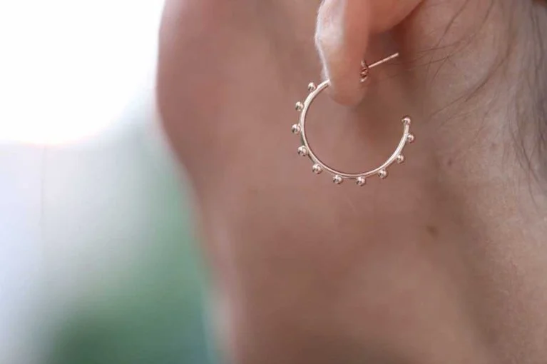 Yeni Dünya Küpe (1)